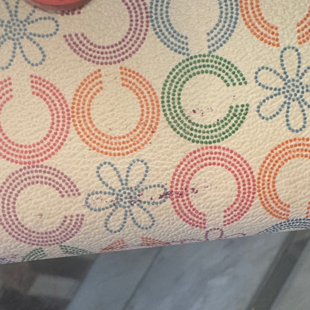 Coach Multicolor Signature Pattern Wallet - Picture 9 of 9